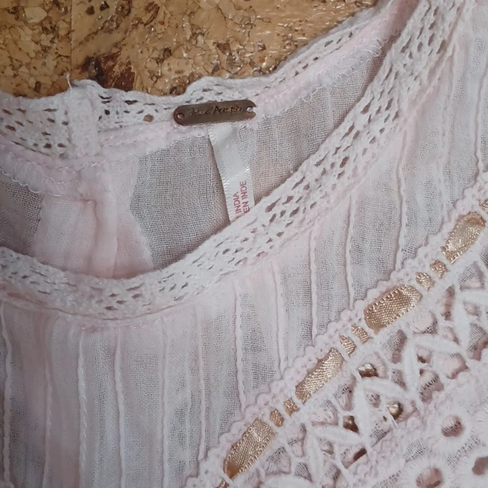 Free People Pale Pink Abigail Victorian Eyelet Lace Blouse Size L - Picture 2 of 8